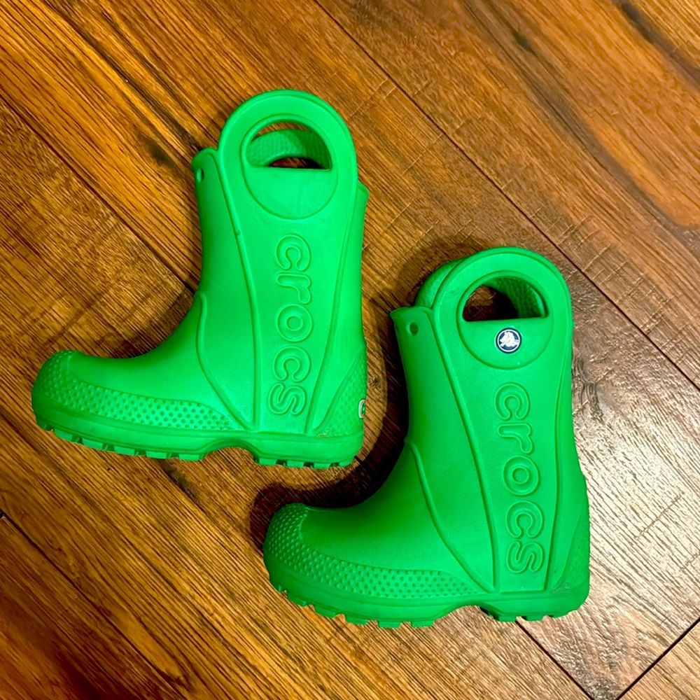 Like New Crocs Toddler Rain boots Size 7